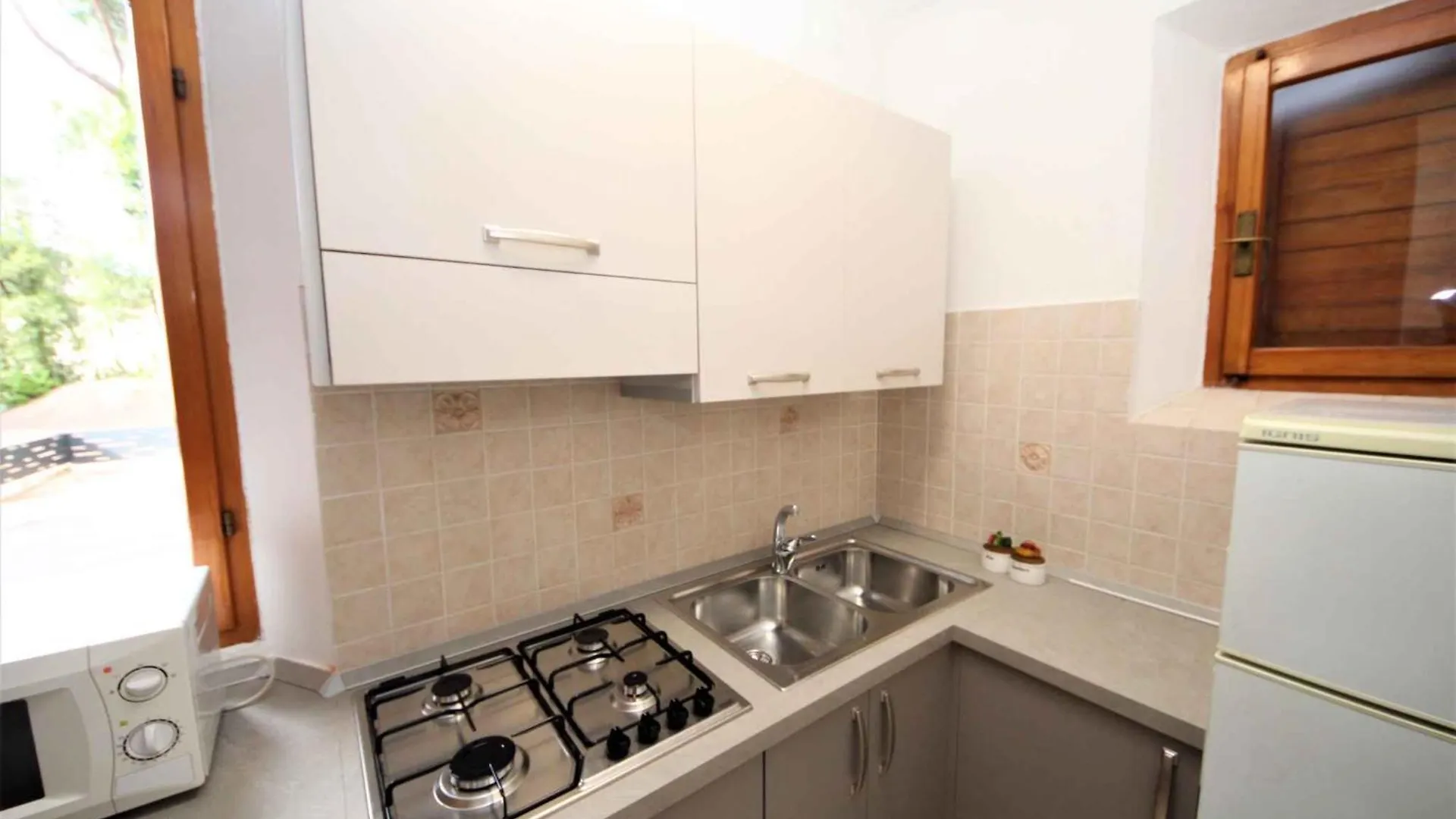Apartment In Rosolina Mare 24920