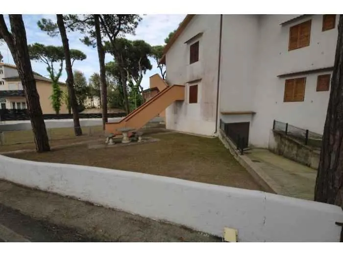 Apartment In Rosolina Mare 24920